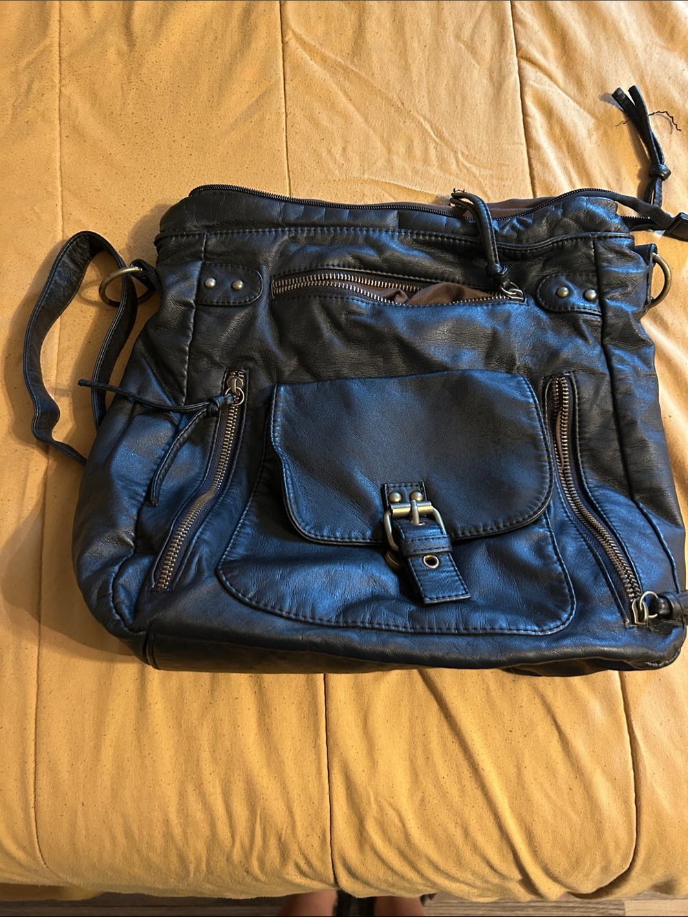Scarleton Black Multi-Pocketed Pocket Book with gold accents